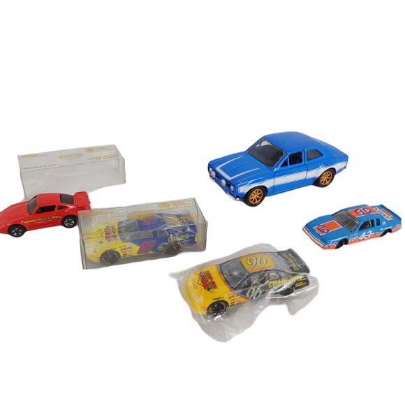 Vintage Lot Die Cast Cars, Racing Champions Charlotte Motor Speedway Hot Wheels+ - Picture 2 of 10